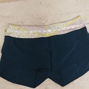 Lululemon Women's Short Size 8
